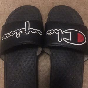 champion slides (black)